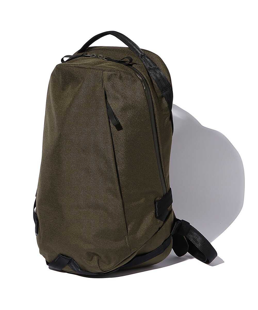 DAILY BACKPACK / デイリーバックパック 20L