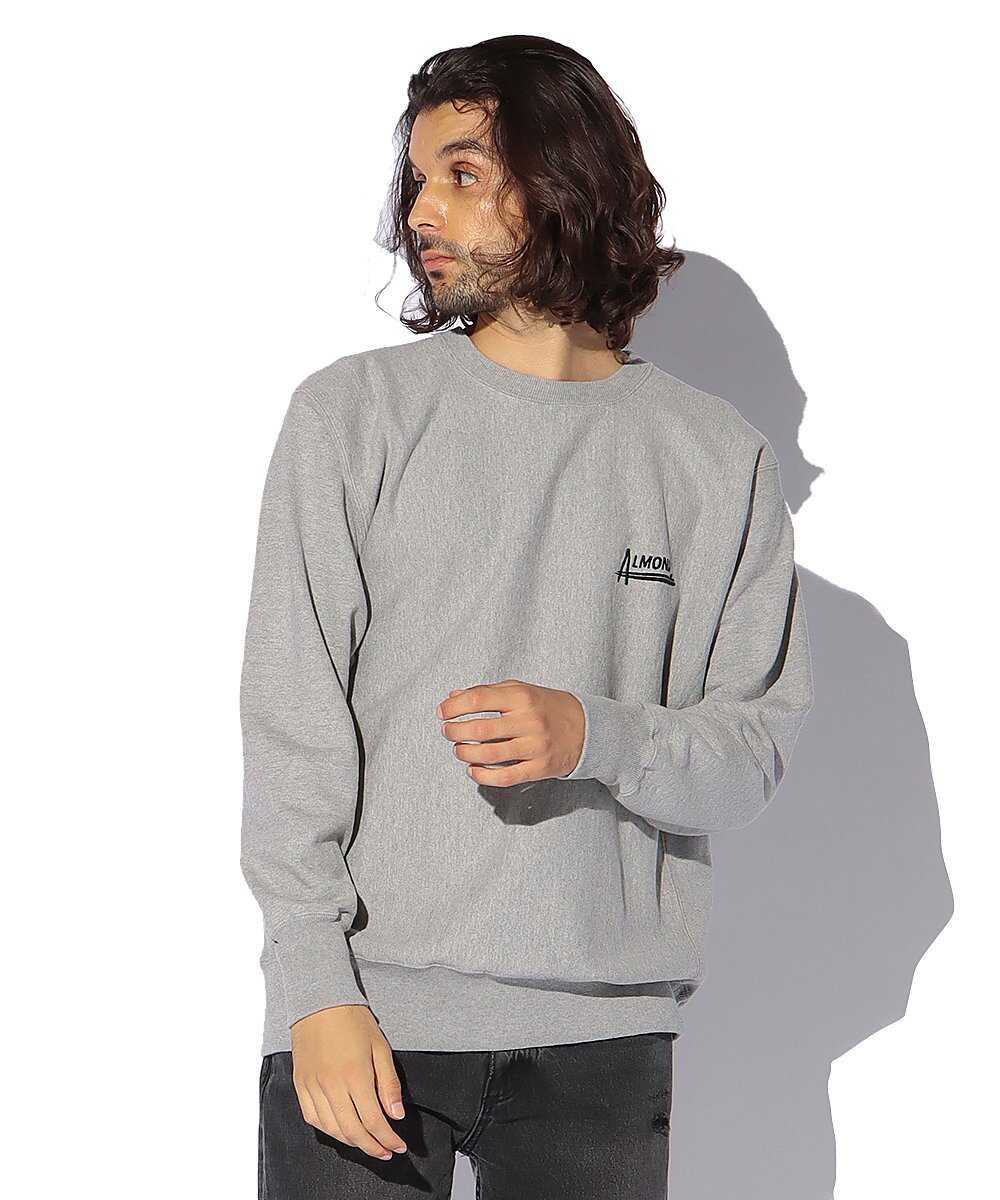 バックプリントロゴ刺繍クルースウェットシャツ