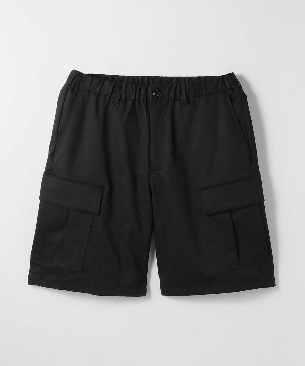 カーゴショーツ