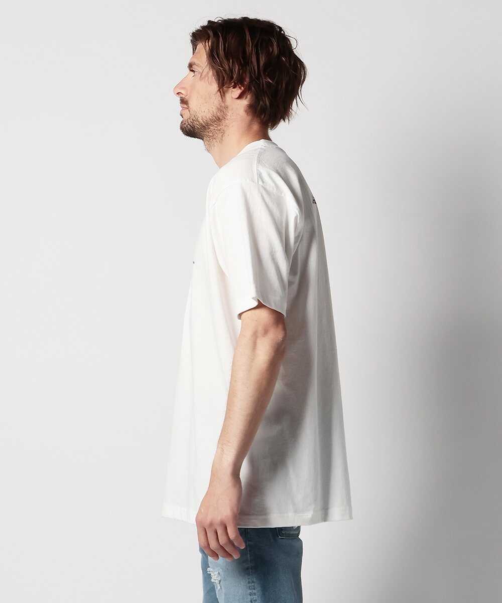 ロゴTシャツ