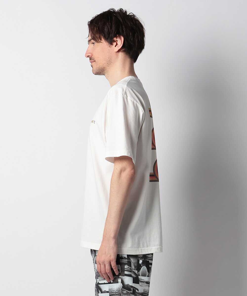 バックプリントTシャツ
