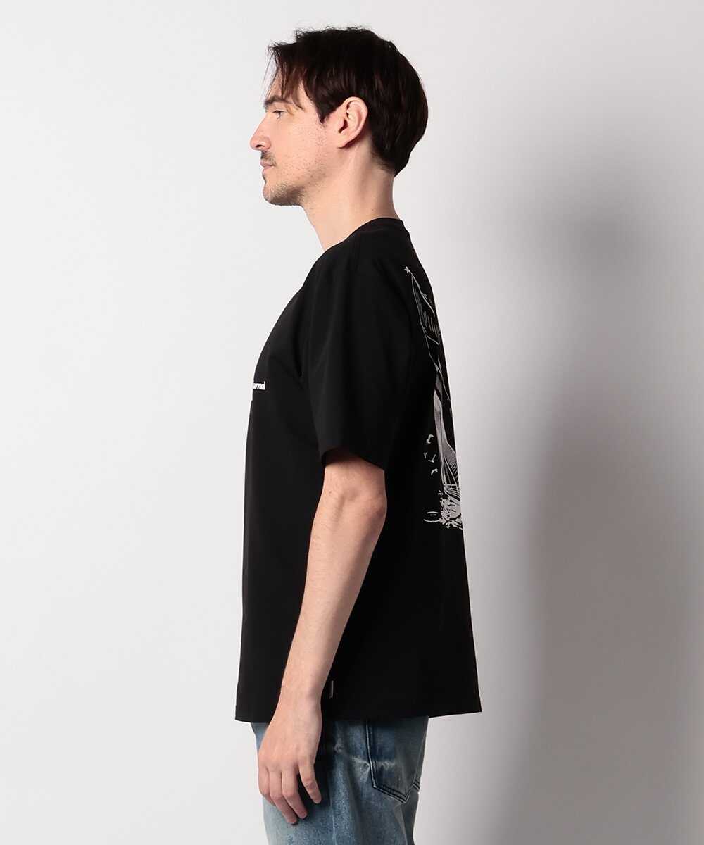 バックプリントTシャツ