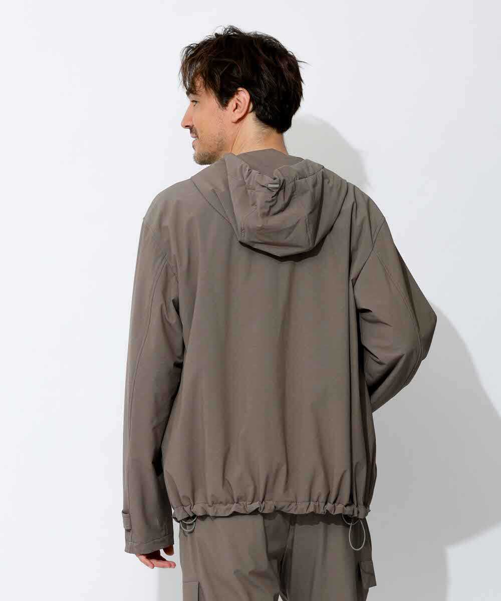 ナイロンブルゾン