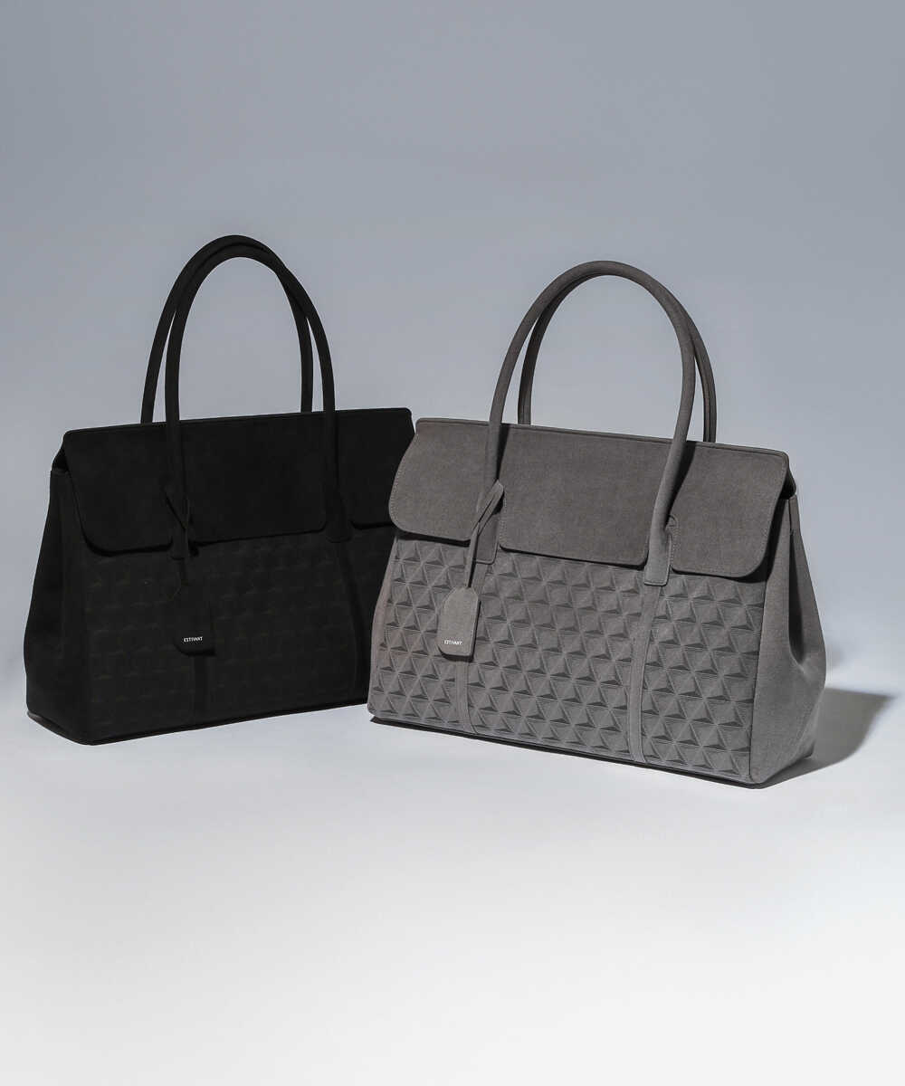 モノグラム柄 フラップバッグ M ウルトラスエード Ultrasuede