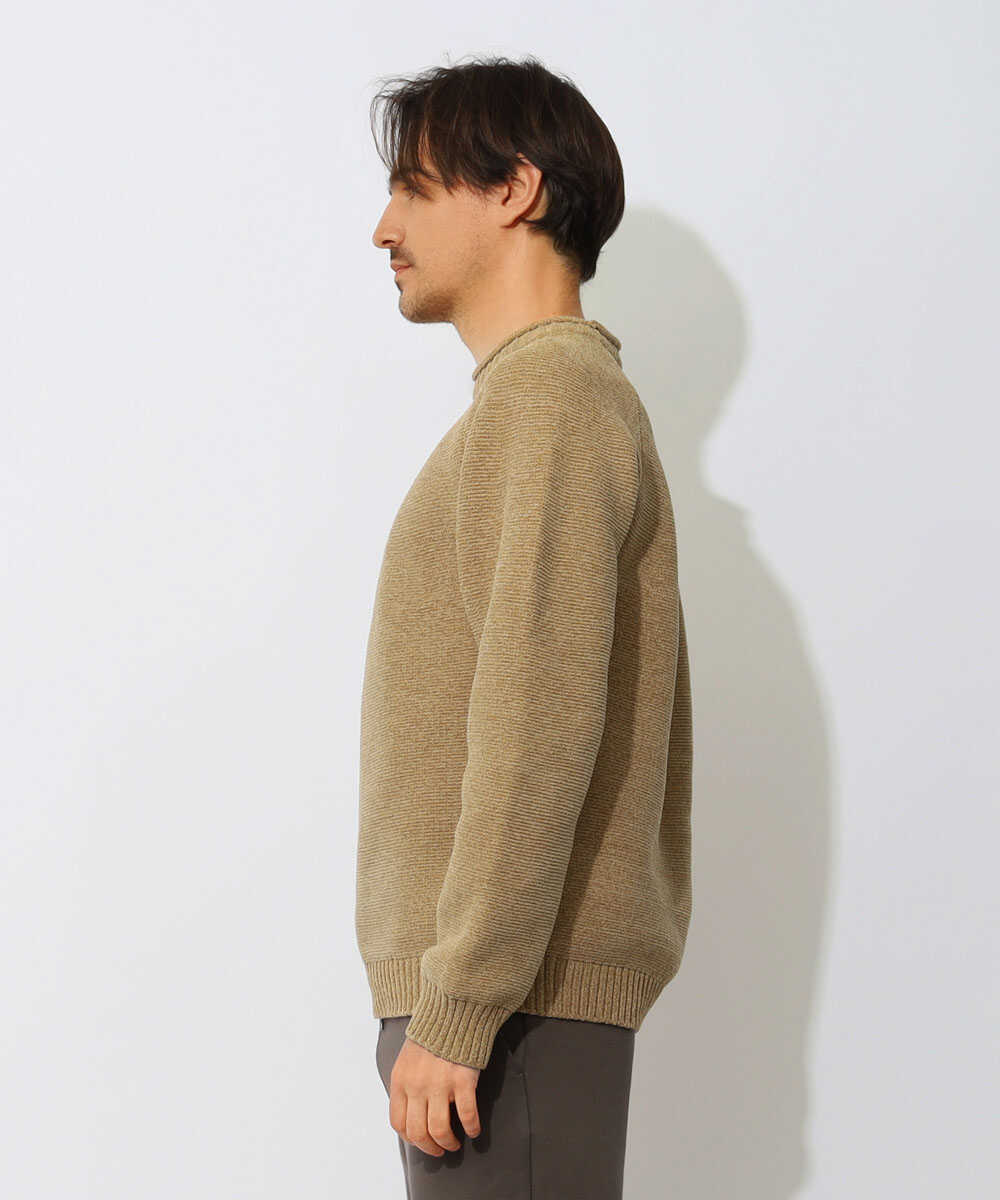 モールヤーンクルーネックニット