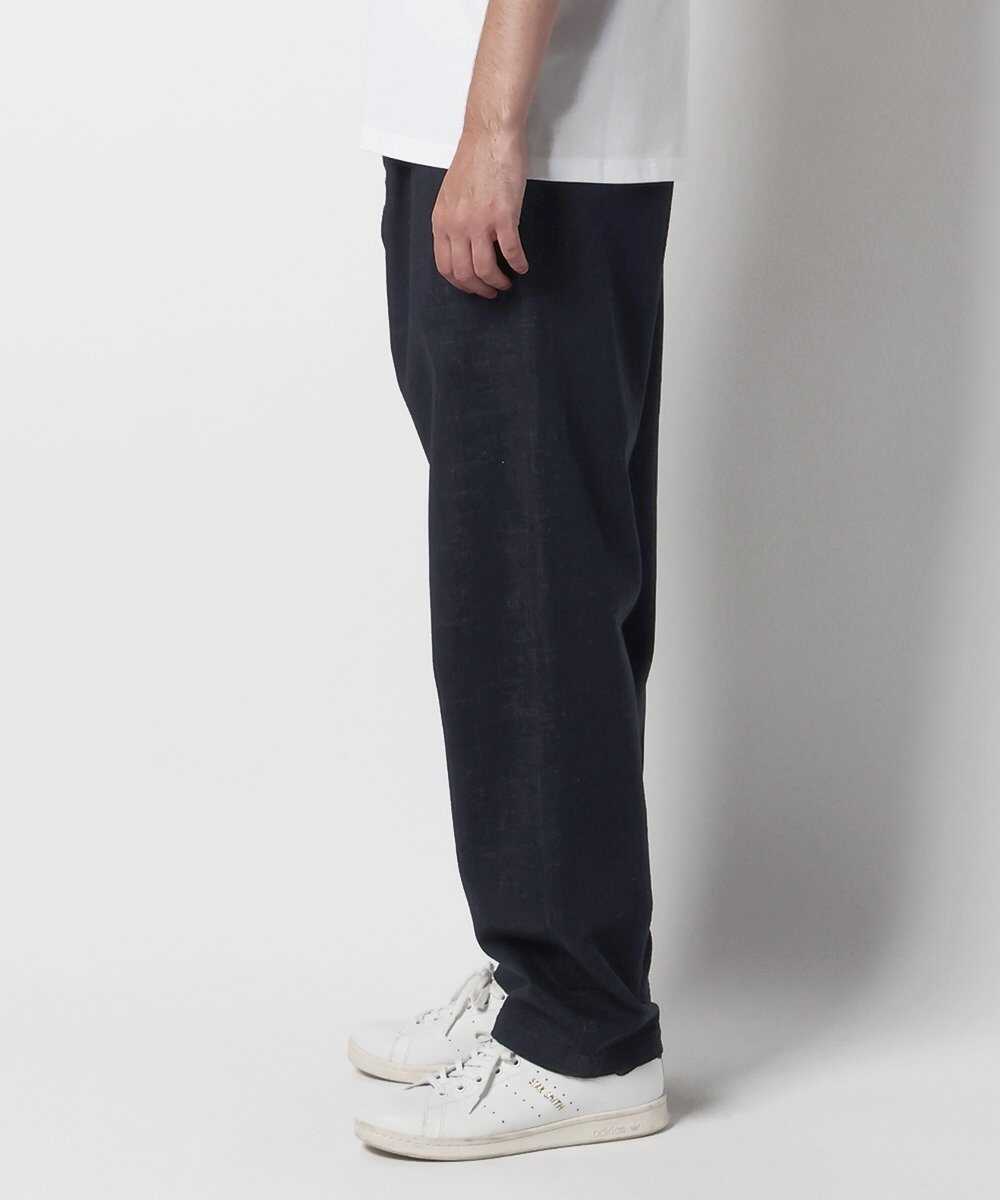 テイパードデニムパンツ