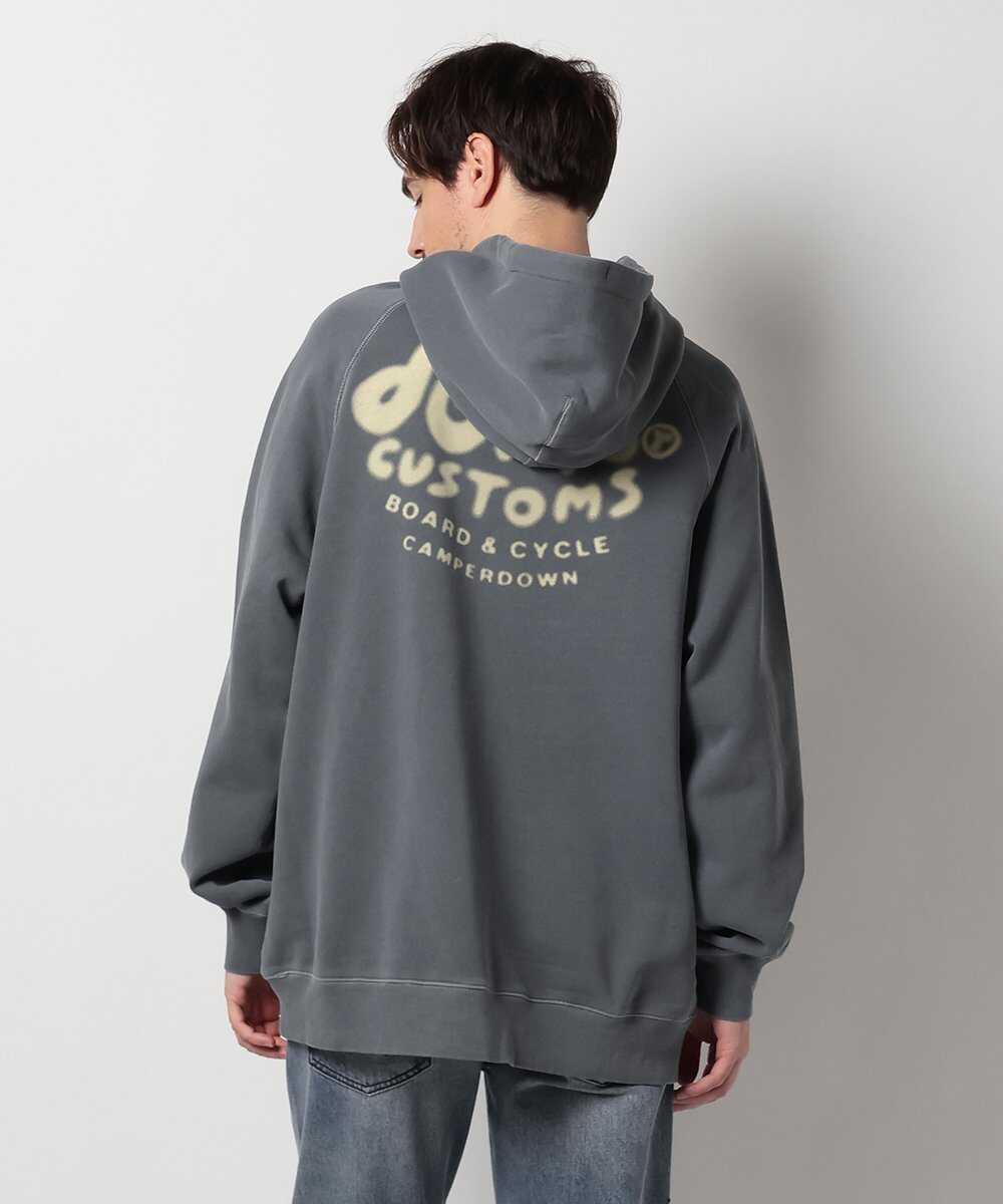 ロゴ入り ストーンウォッシュパーカ