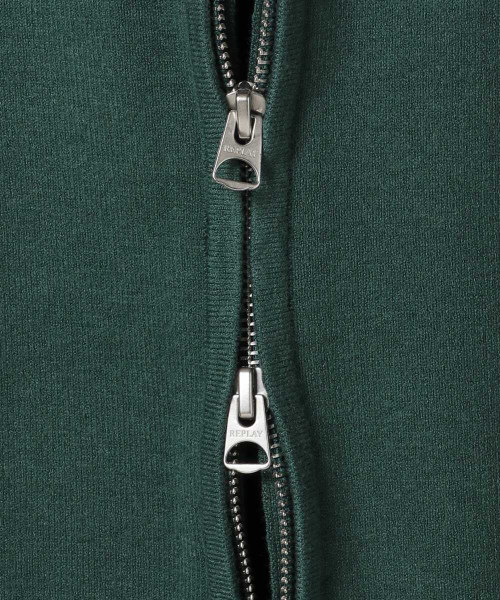 レタリング刺繍 ジップニット