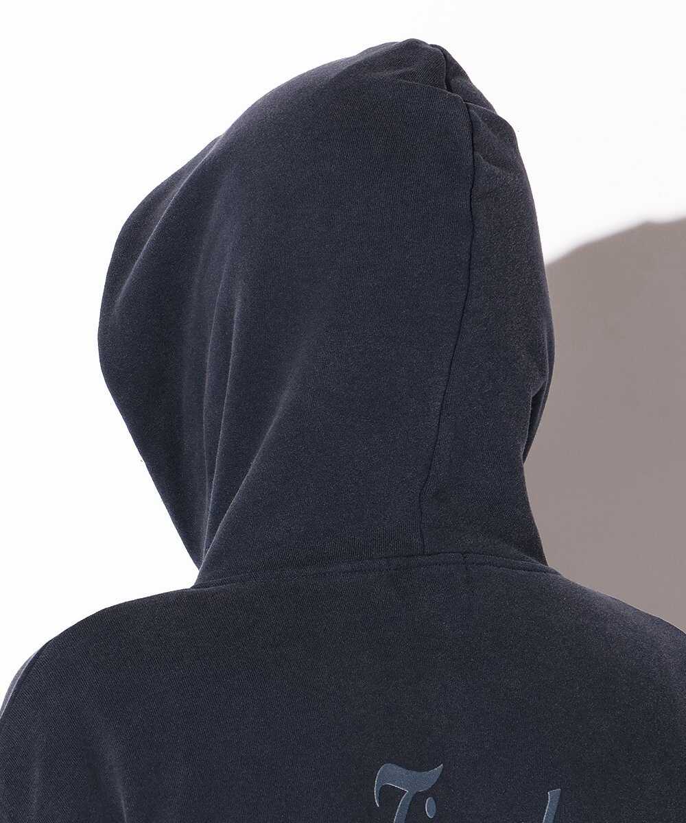 グラフィックプリント入り プルオーバーパーカ