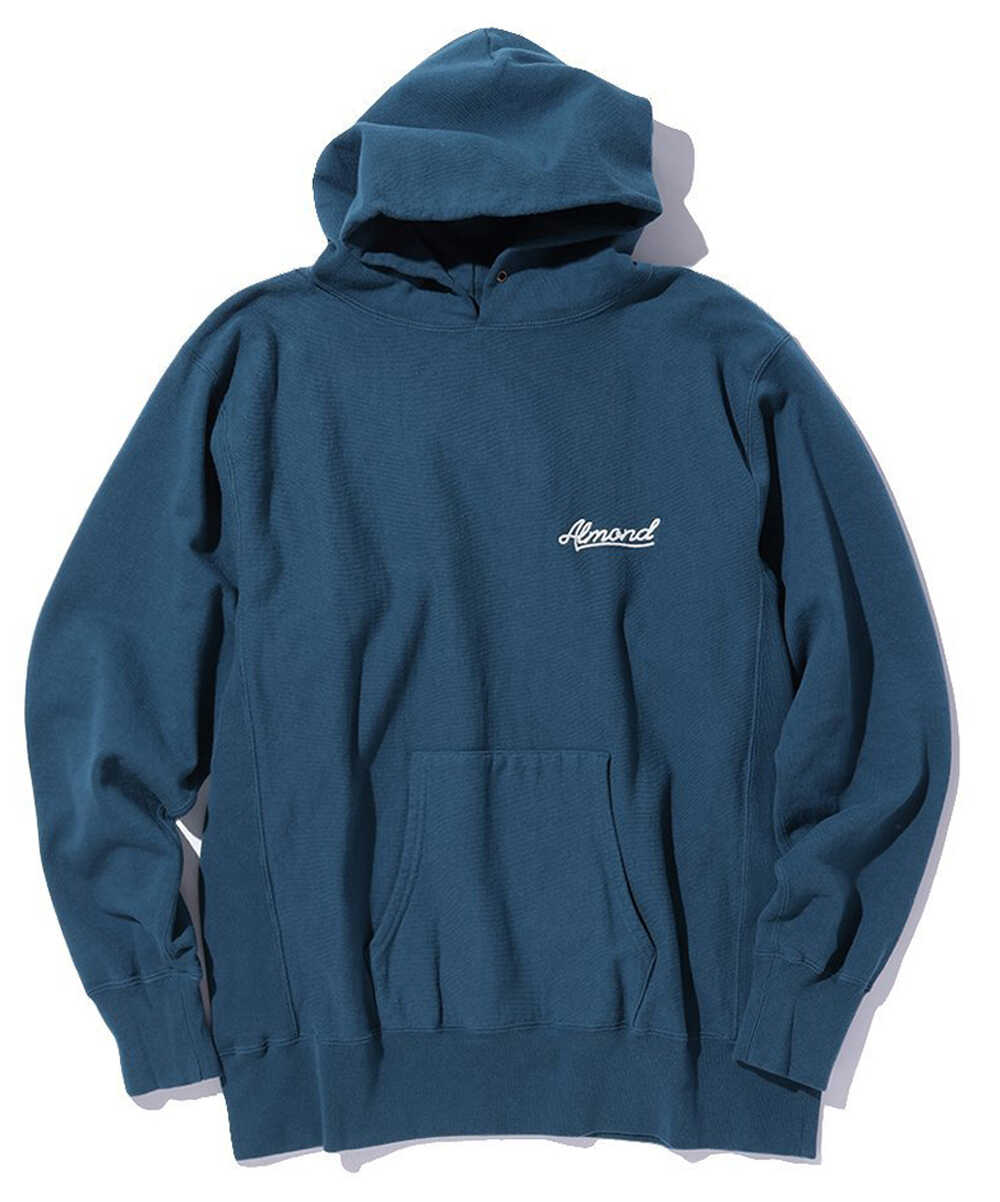 チェーンステッチ刺繍 プルオーバーパーカ