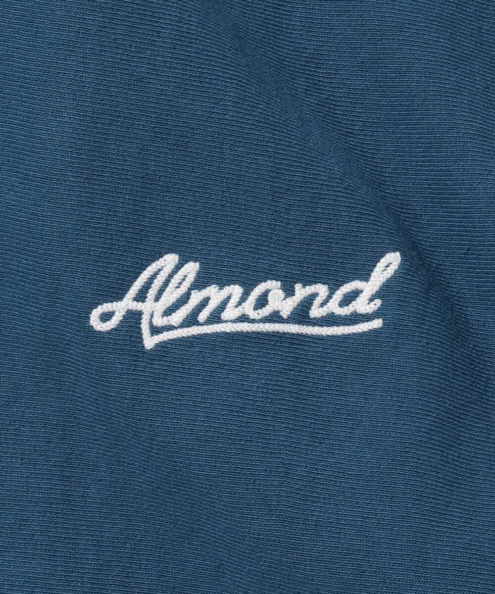 チェーンステッチ刺繍 プルオーバーパーカ