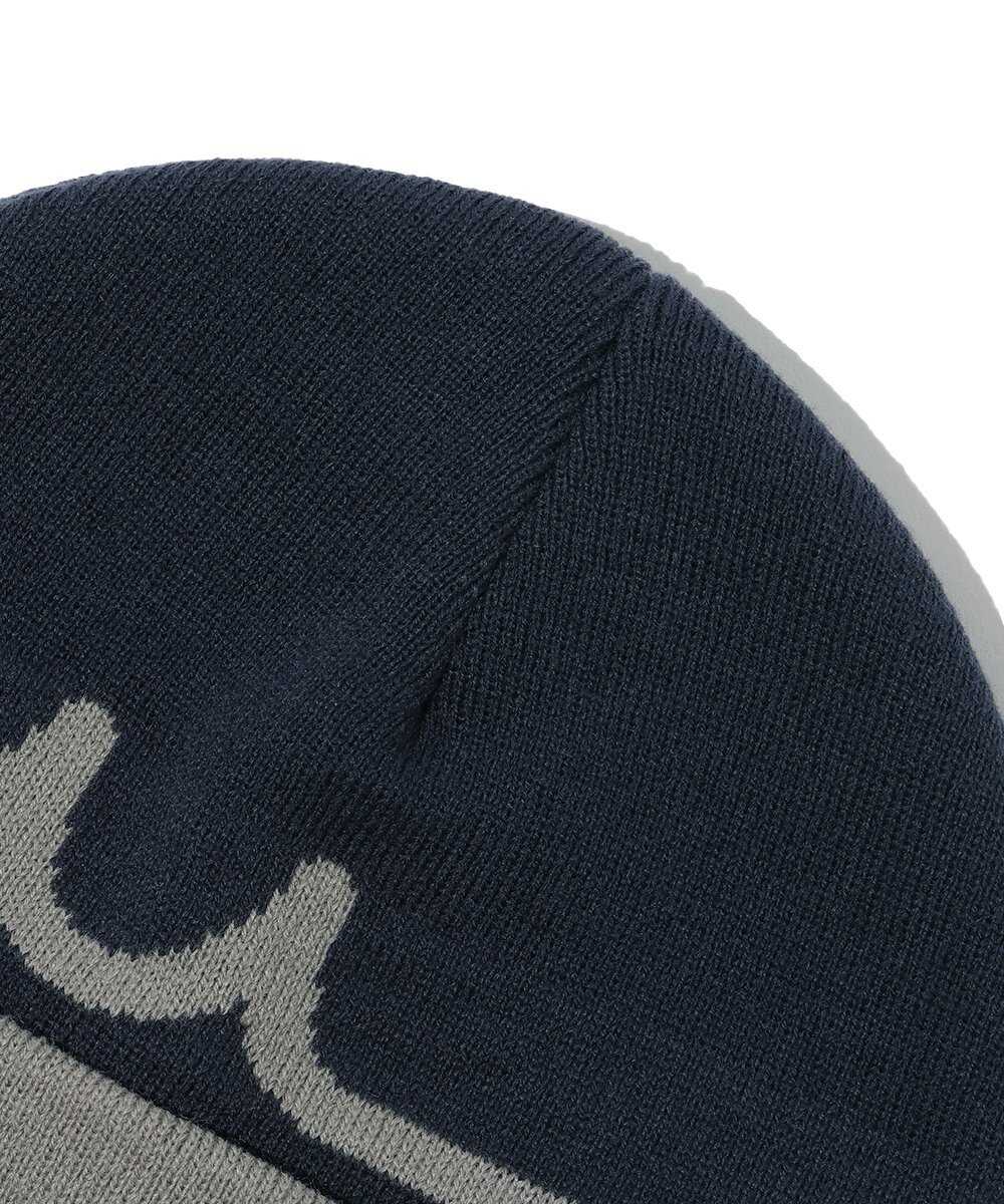 ジャガードロゴ ニットキャップ