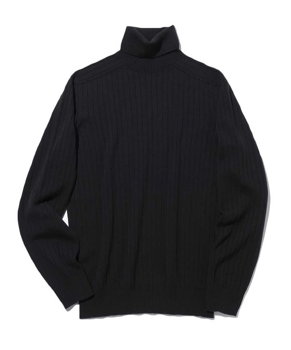 タートルネックニット
