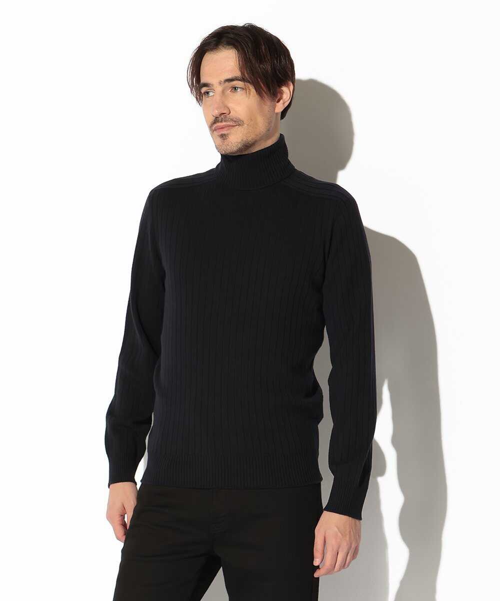 タートルネックニット