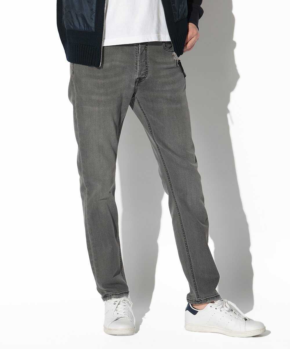 ストレッチブラックデニムパンツ