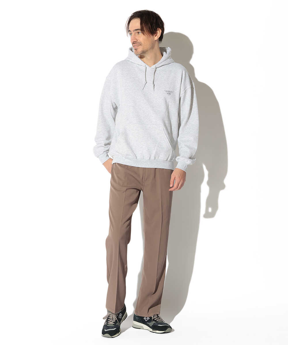 バックロゴプリント プルオーバーパーカ