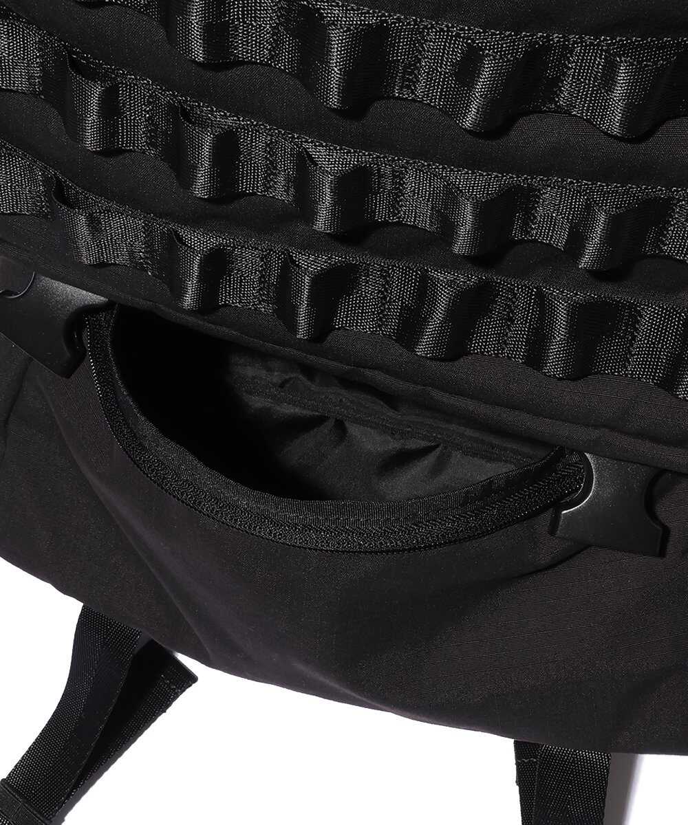 ロゴ入りバックパック