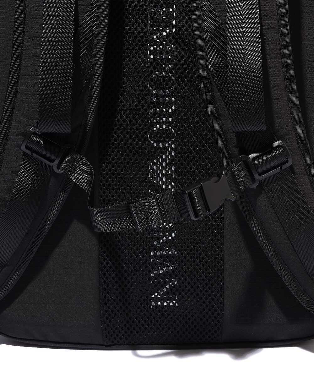 ロゴ入りバックパック