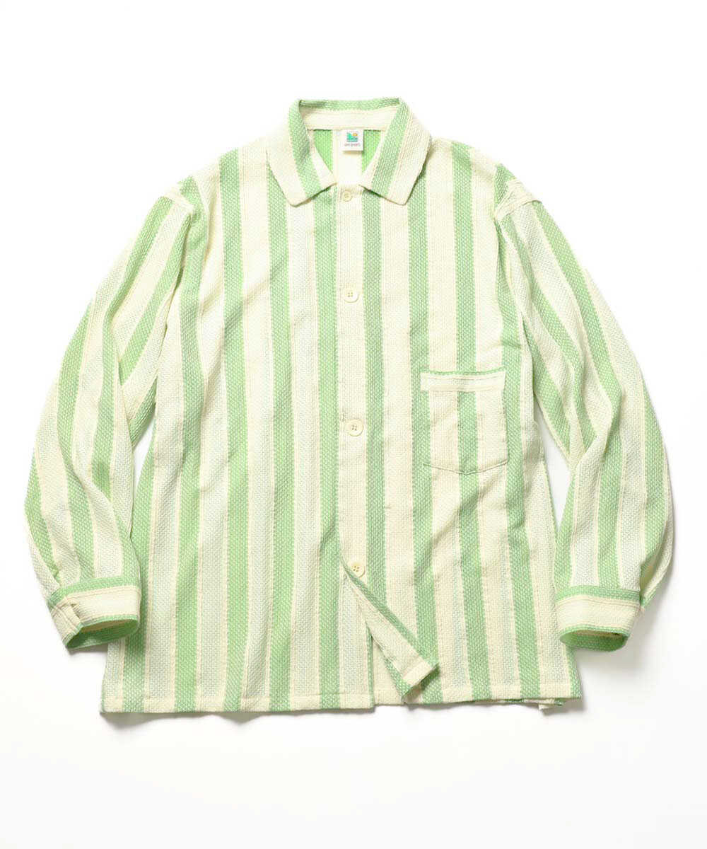 パジャマシャツ