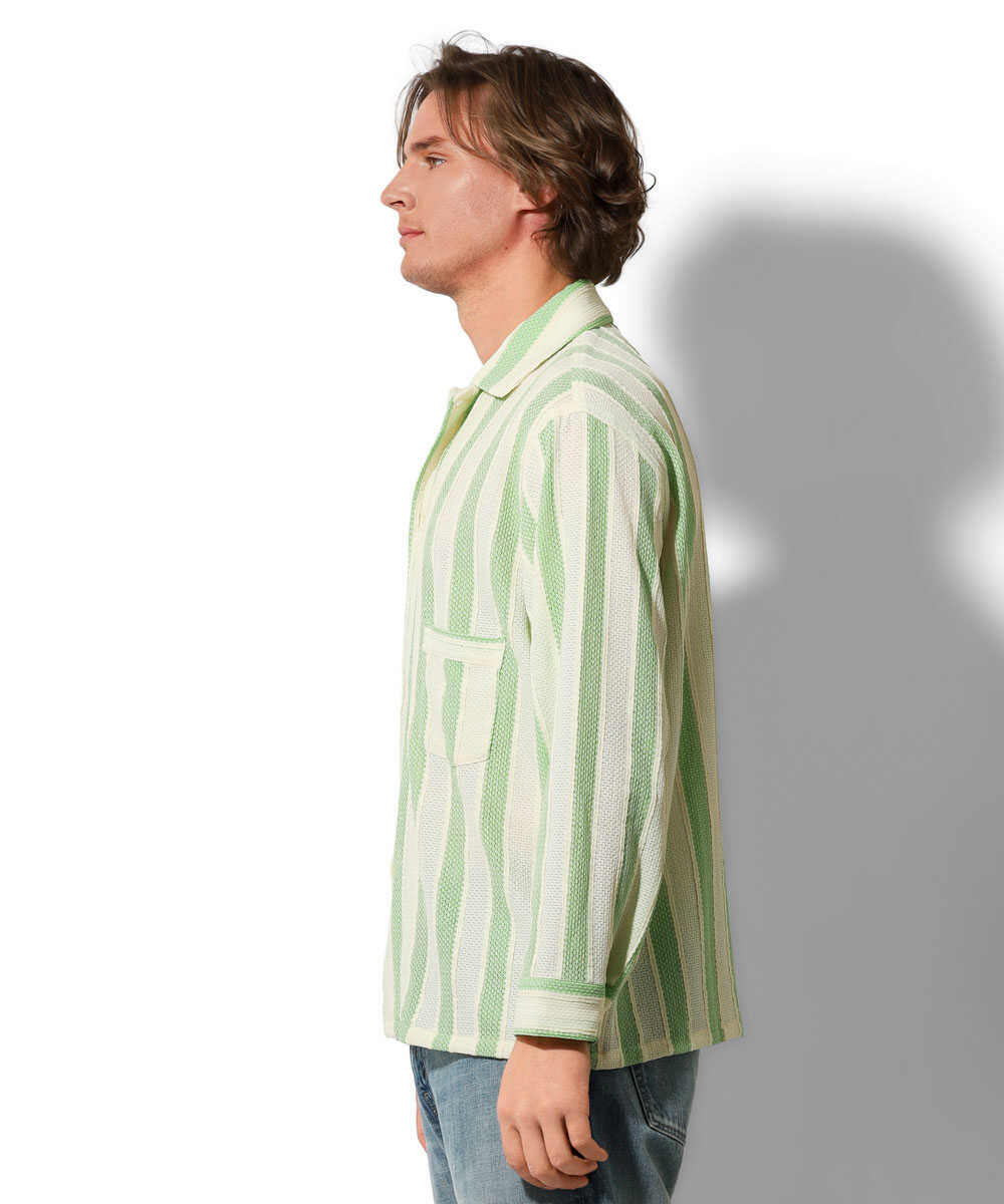 パジャマシャツ