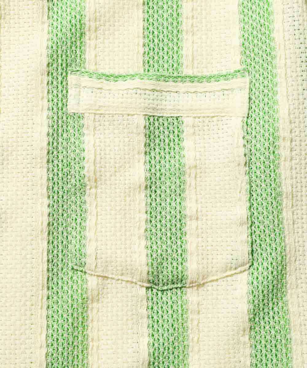 パジャマシャツ