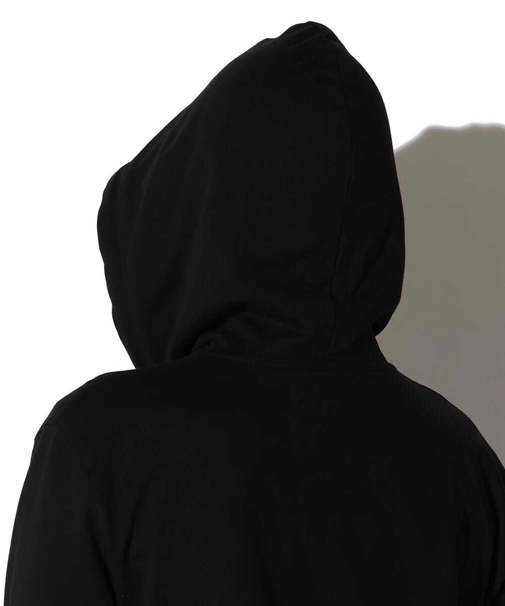 ロゴ入り プルオーバーフーディー