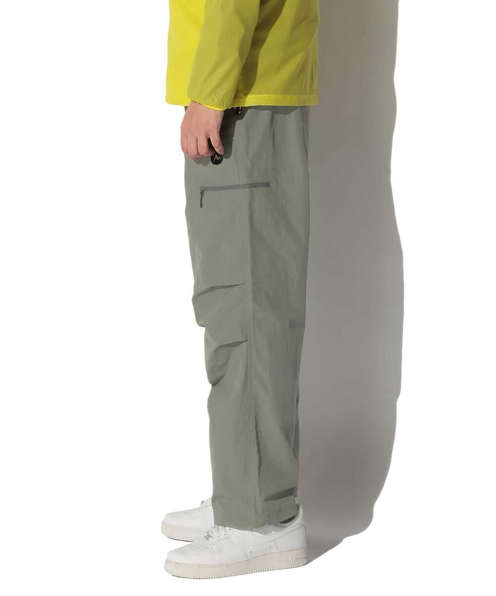 パラシュートパンツ