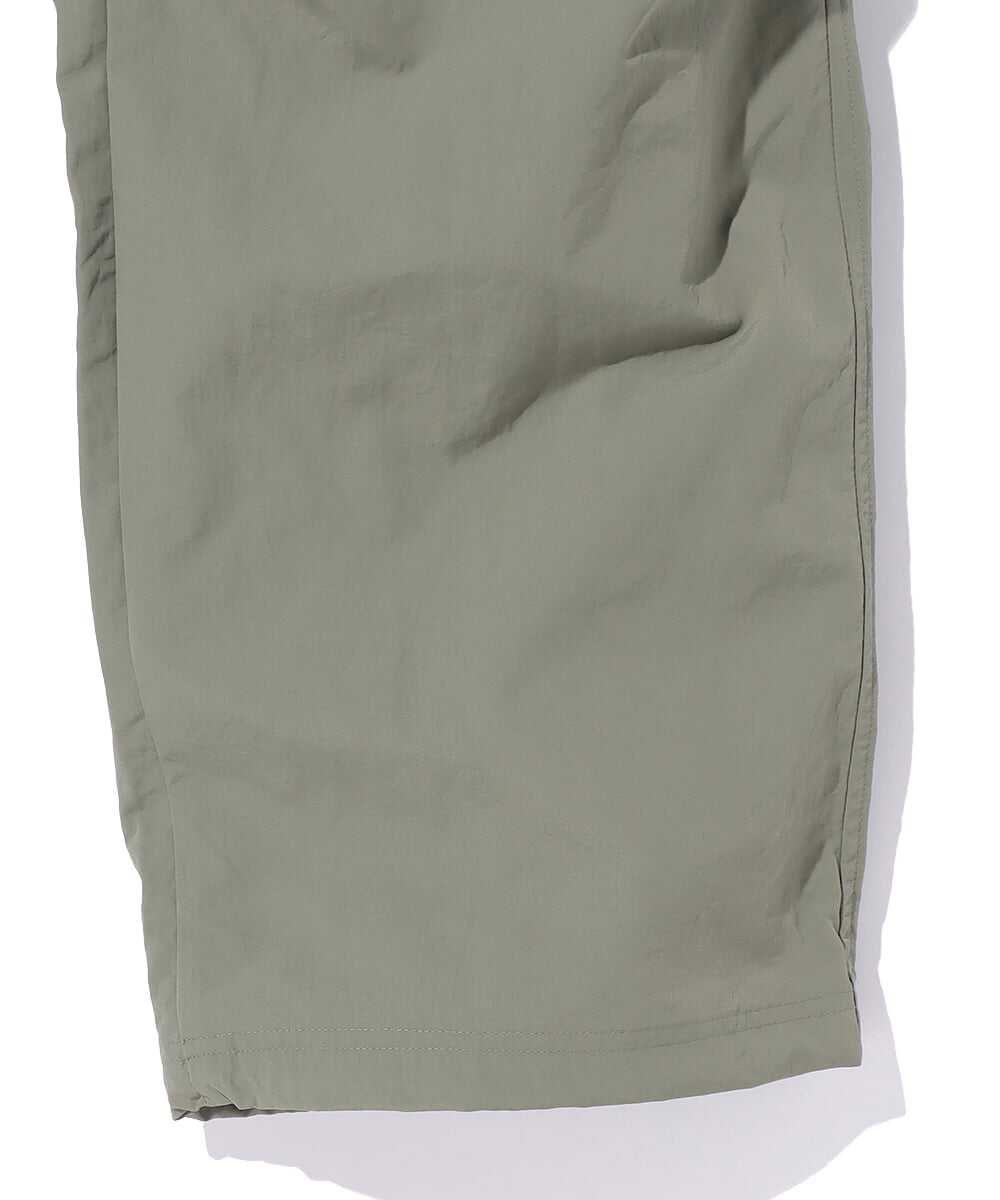 パラシュートパンツ