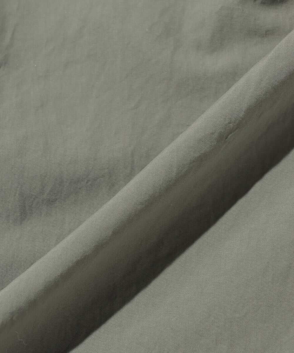 パラシュートパンツ