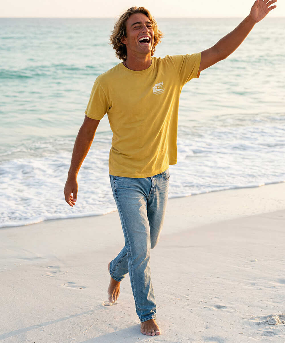 グラフィック プリントTシャツ