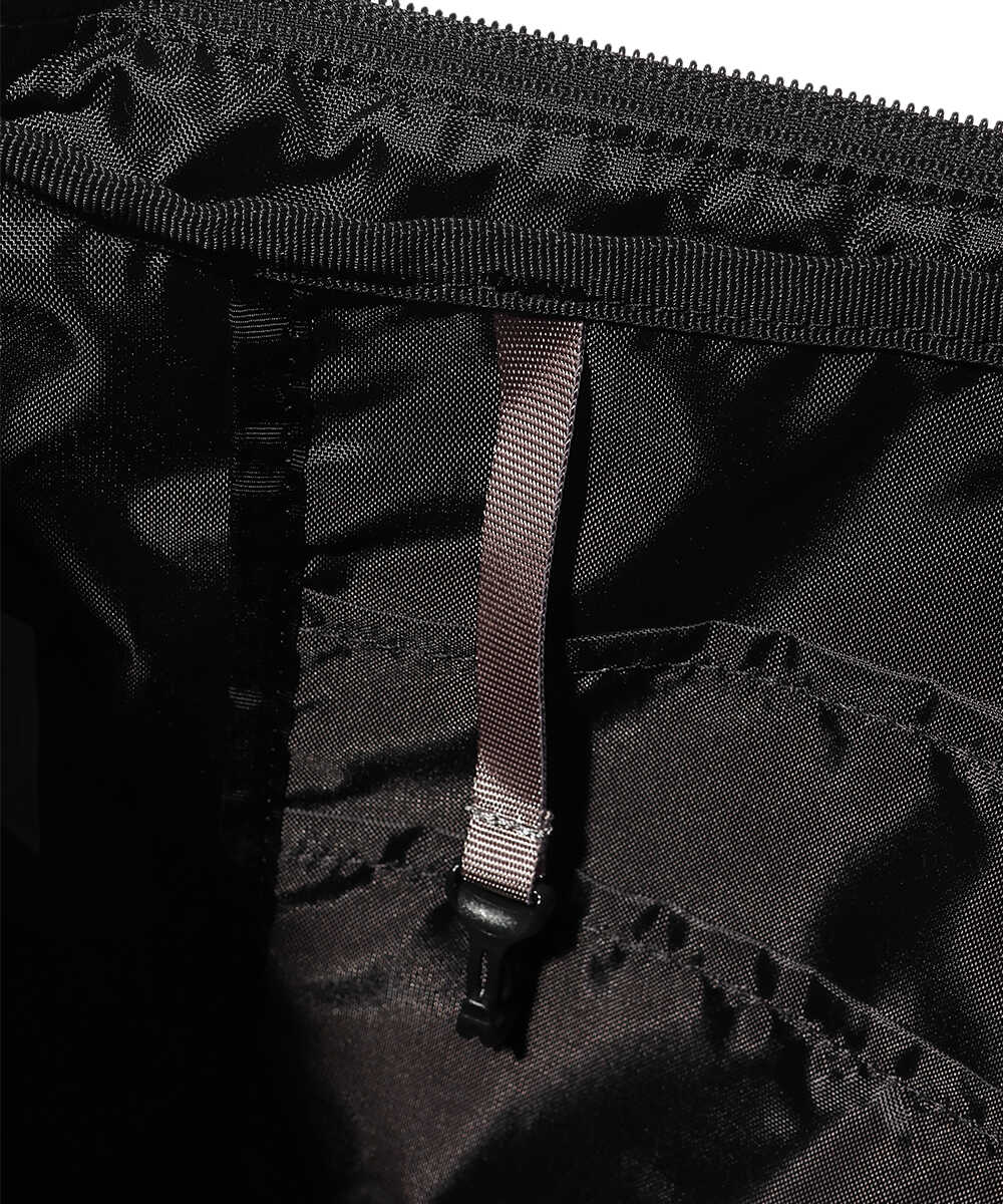 ブラックレーベル×ケルティ ナイロンショルダー