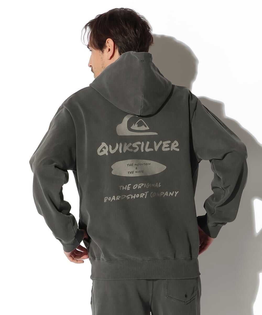 プルオーバーパーカ