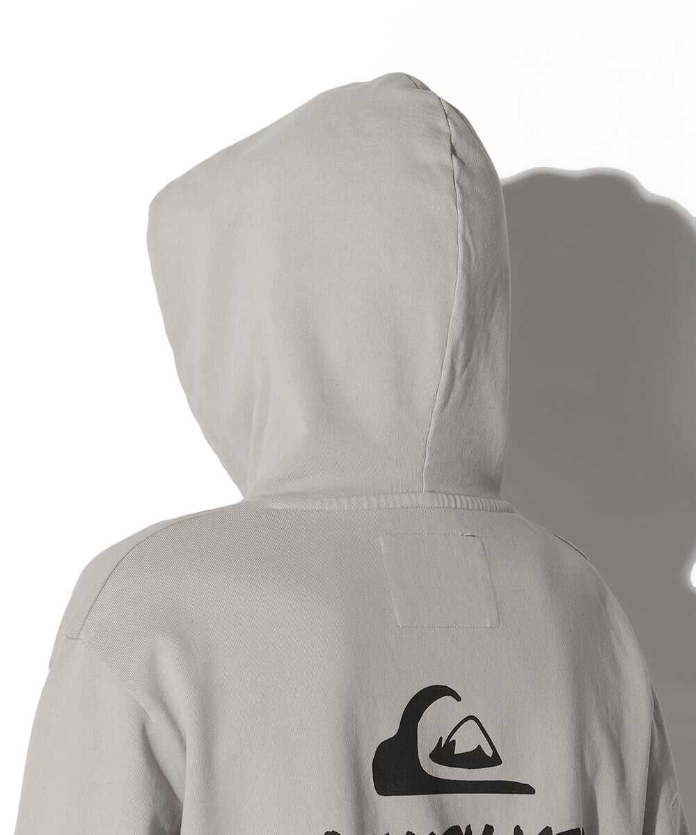 プルオーバーパーカ