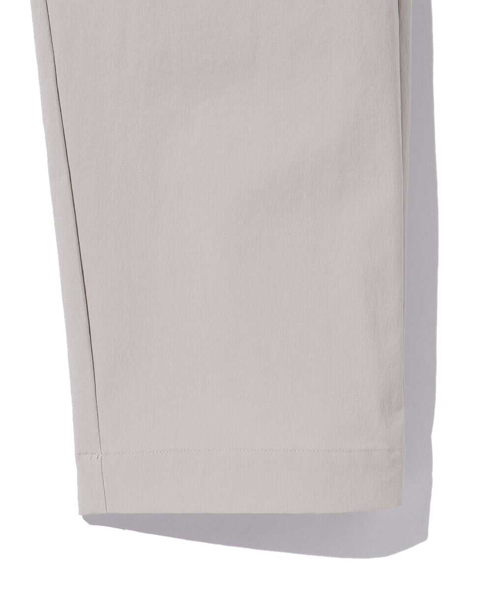 ワカニ トラウザーズ テイパードパンツ