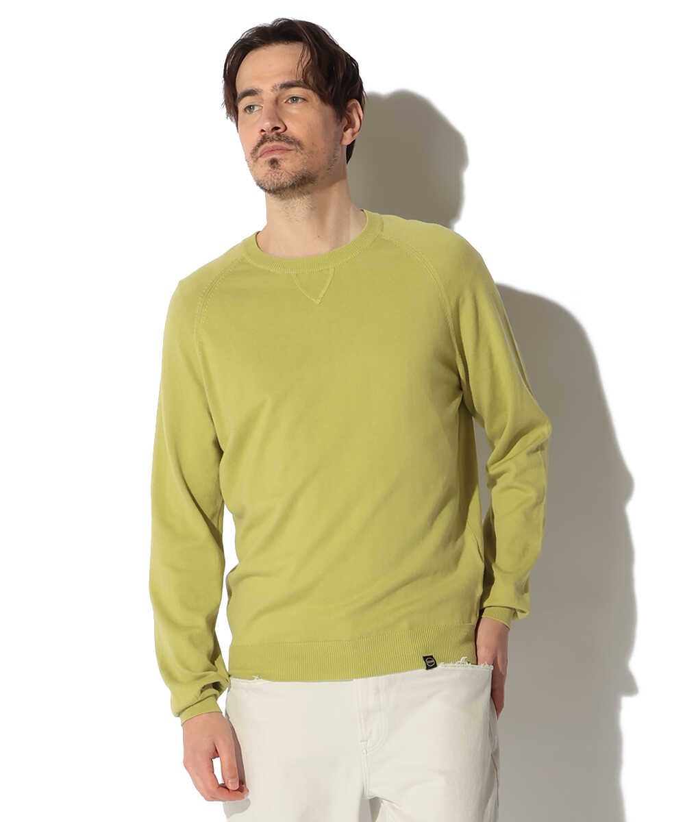 クルーネックセーター