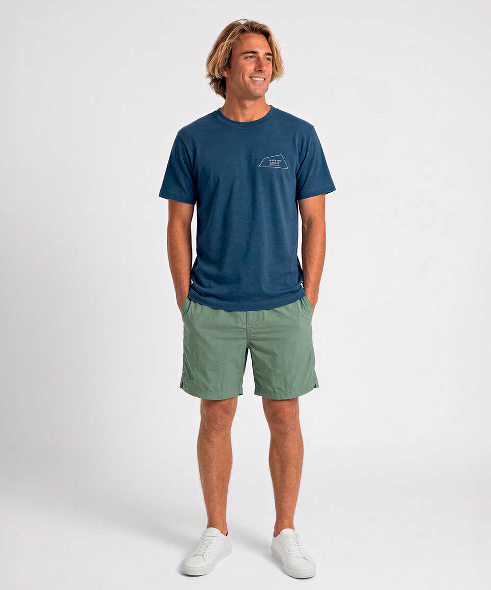 バックプリント ロゴTシャツ