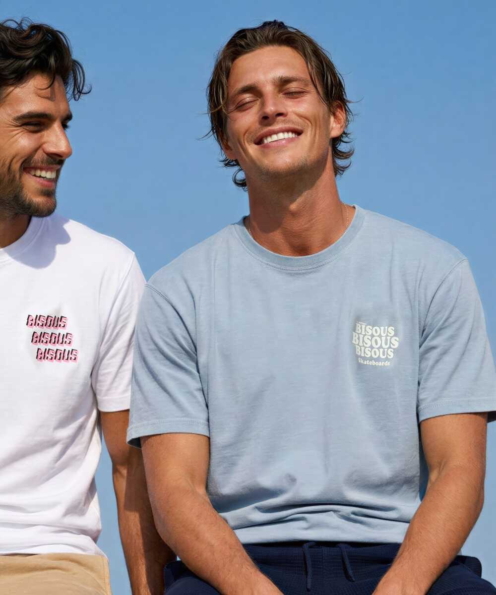 ロゴプリントTシャツ