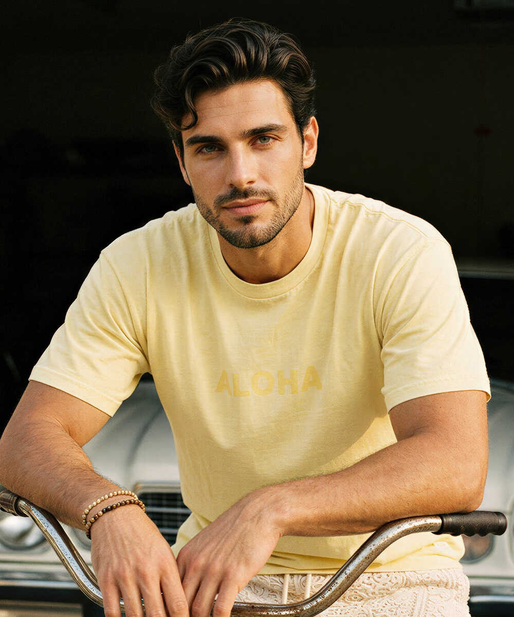 限定 ピグメントダイ ロゴプリントTシャツ