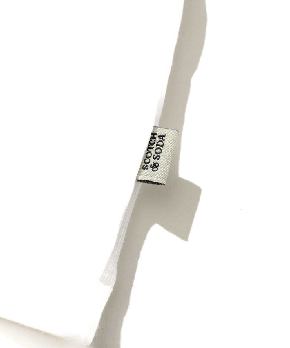 バックプリントTシャツ