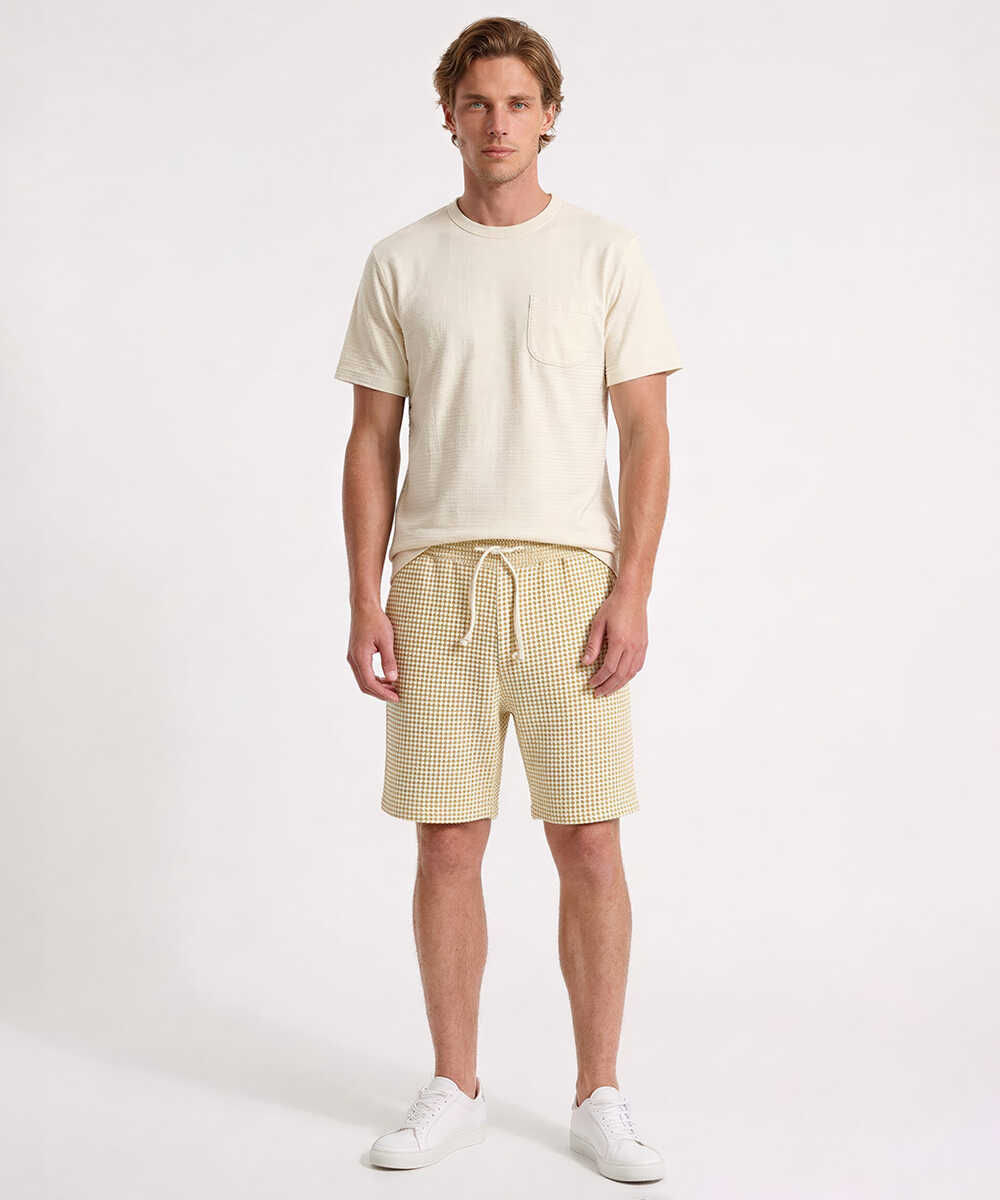 バックプリントTシャツ