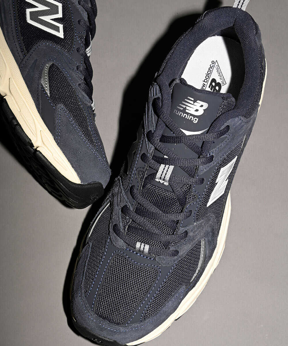 『Safari』別注"530"スニーカー