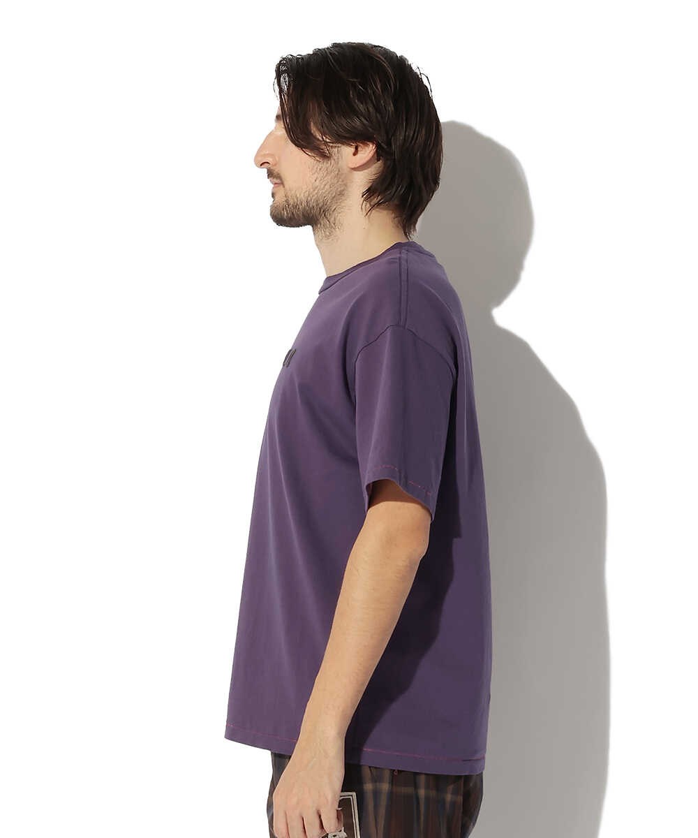 ロゴプリントTシャツ