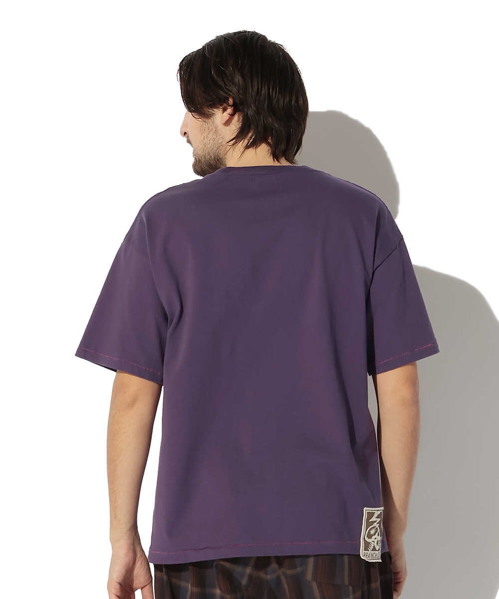 ロゴプリントTシャツ