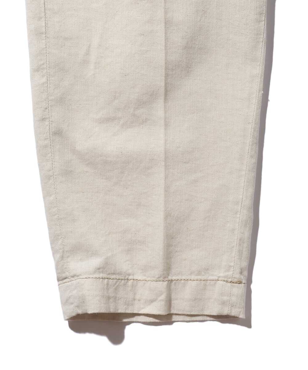 テイパード フィットパンツ