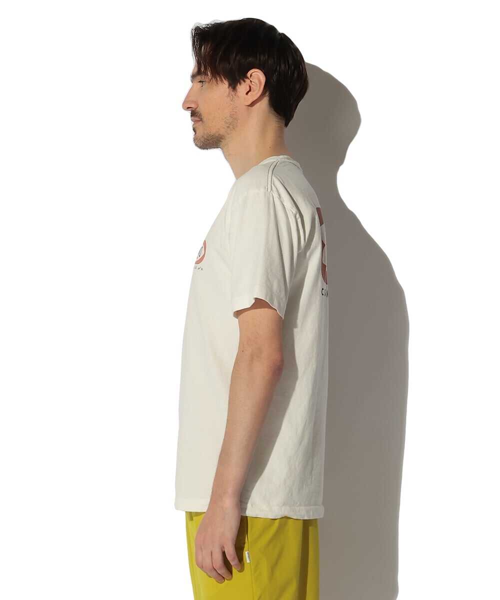 レトログラフィック バックプリントTシャツ