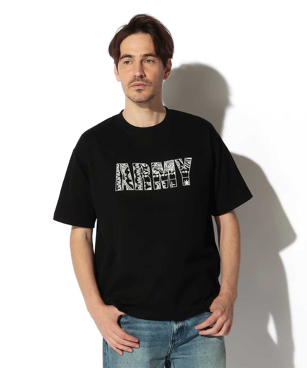 バンダナ柄グラフィックTシャツ