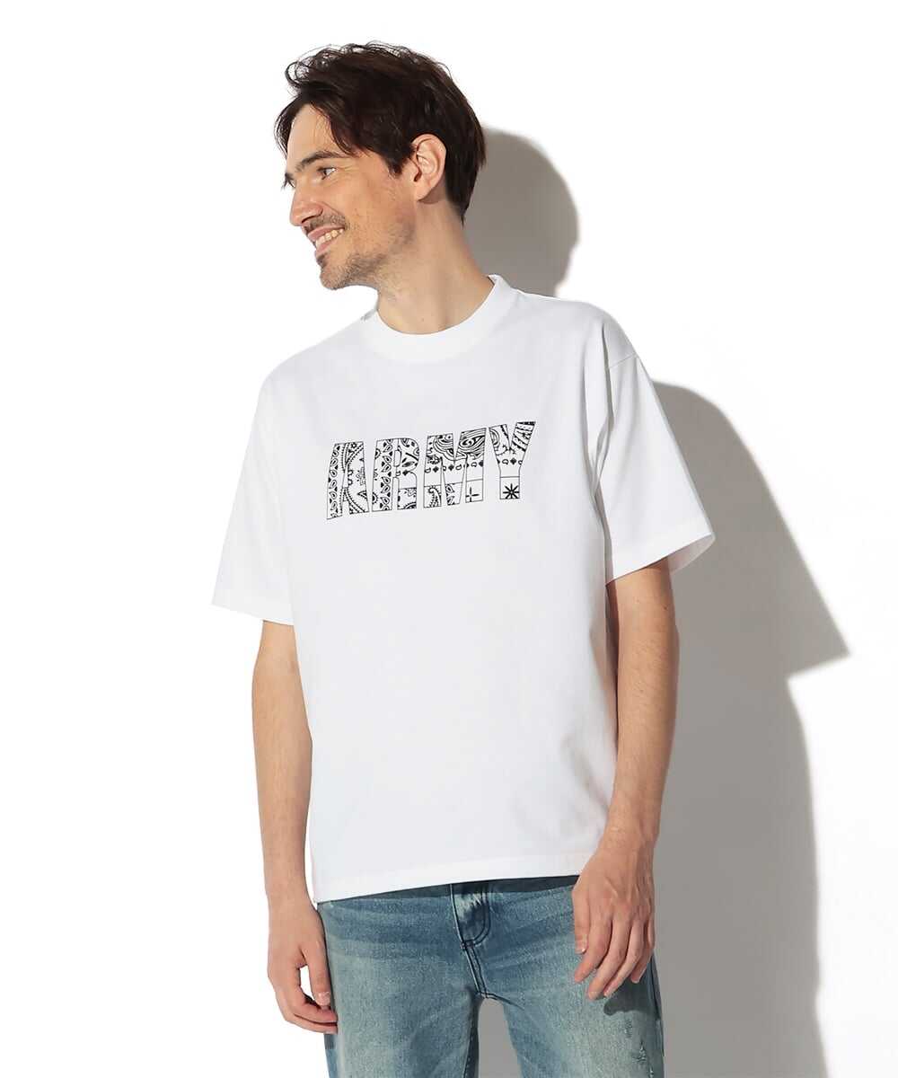 バンダナ柄グラフィックTシャツ