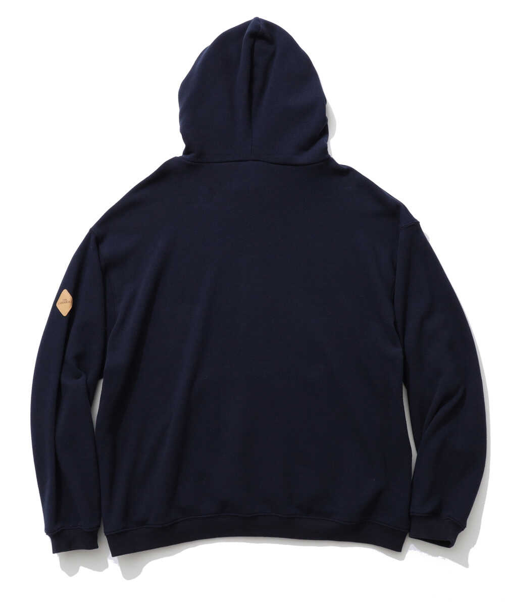 レザーパッチ ジップアップパーカ