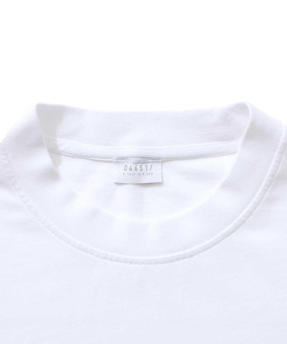 バックプリントTシャツ