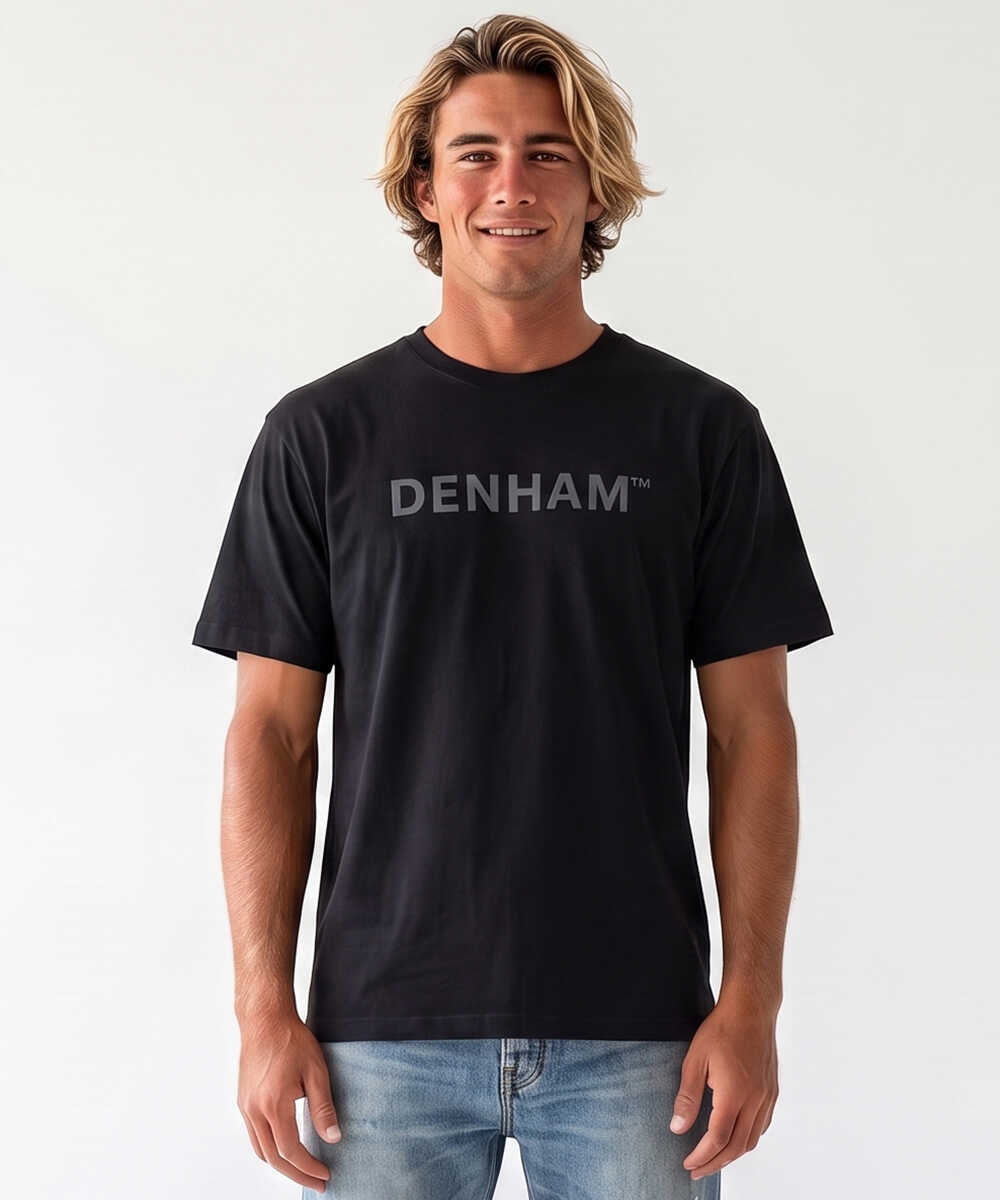 ビッグロゴTシャツ